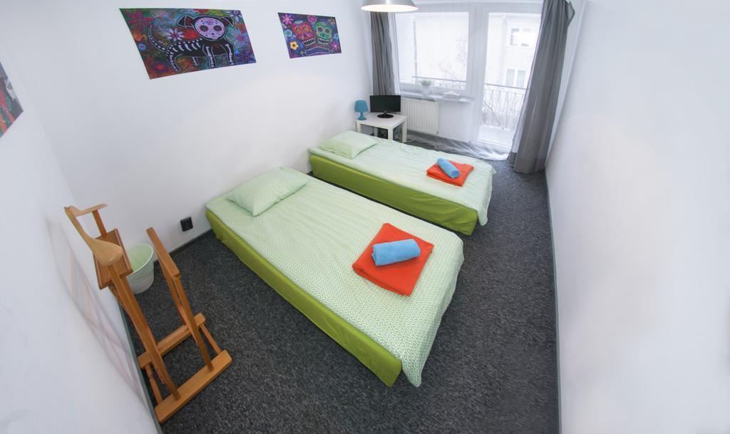 Wierzbno Hostel Warszawa Eksteriør billede