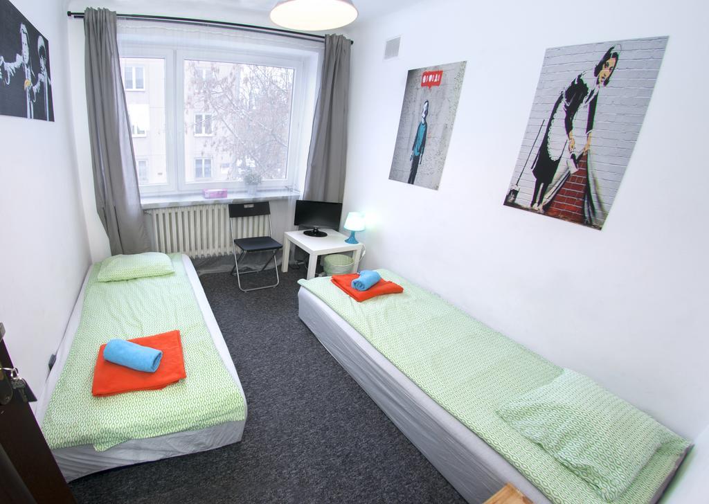 Wierzbno Hostel Warszawa Eksteriør billede