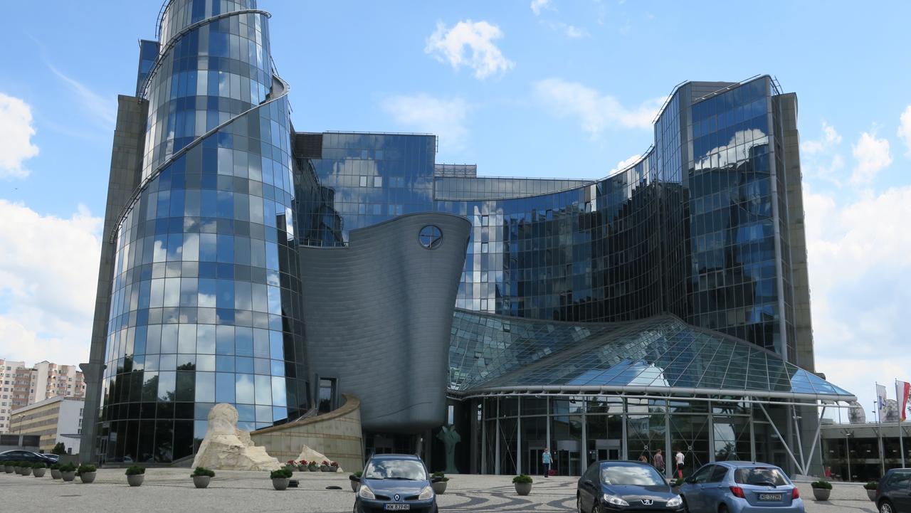 Wierzbno Hostel Warszawa Eksteriør billede